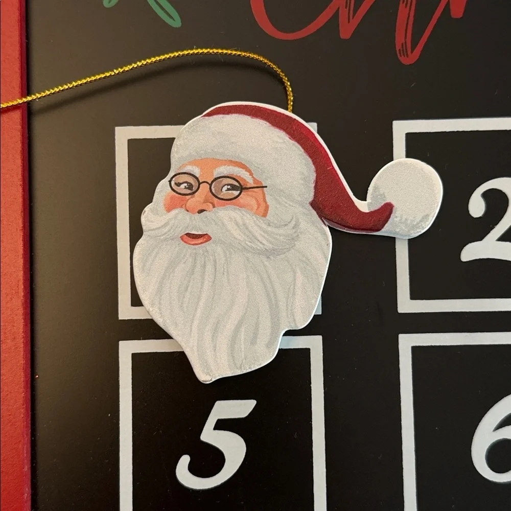 “Sleeps ‘Til Christmas” Countdown Chalkboard with Santa Placeholder 🎅